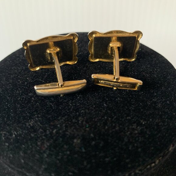 Vintage Mother of Pearl Gold Tone Cuff Link - Picture 3 of 3